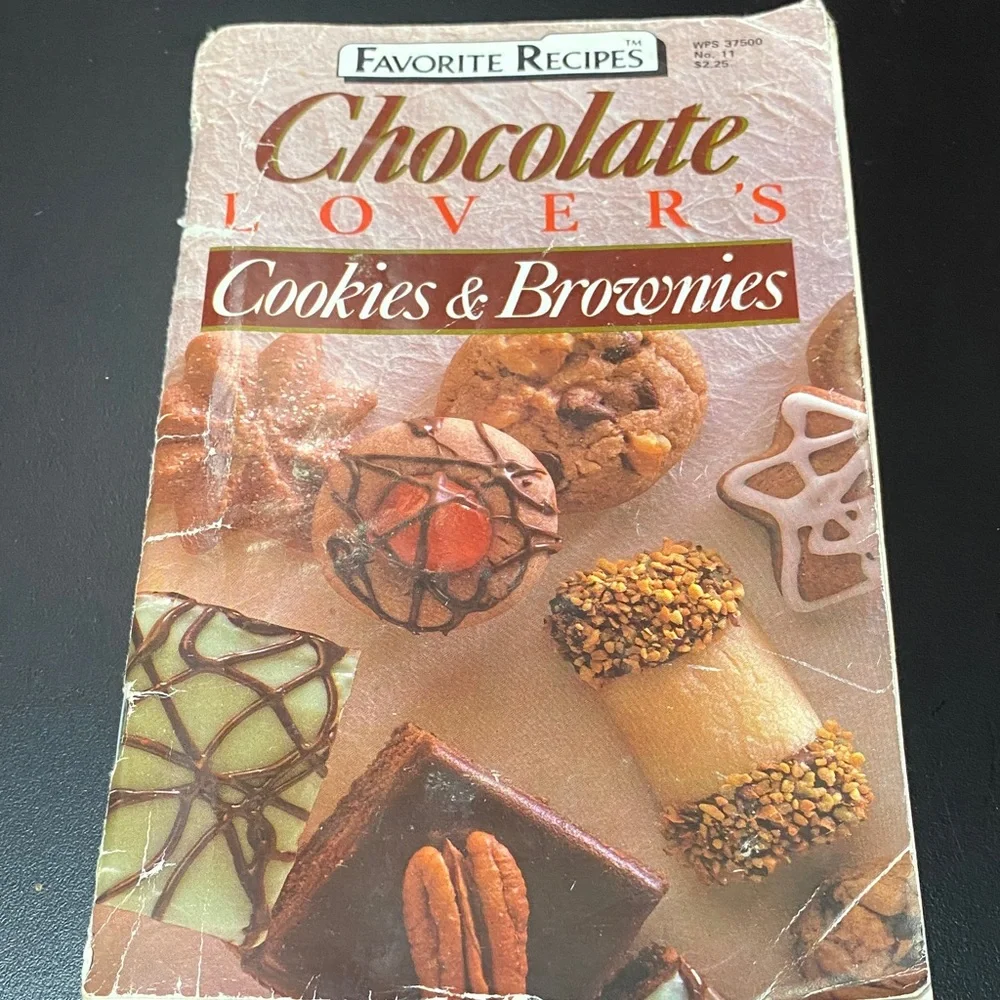 Collection of 5 Holiday and Cookie magazine CookBooks